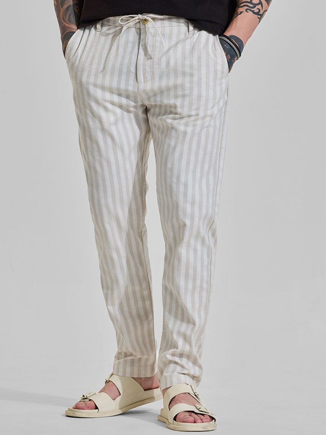 

Snitch Men Light Beige Mid-Rise Slim Fit Trouser