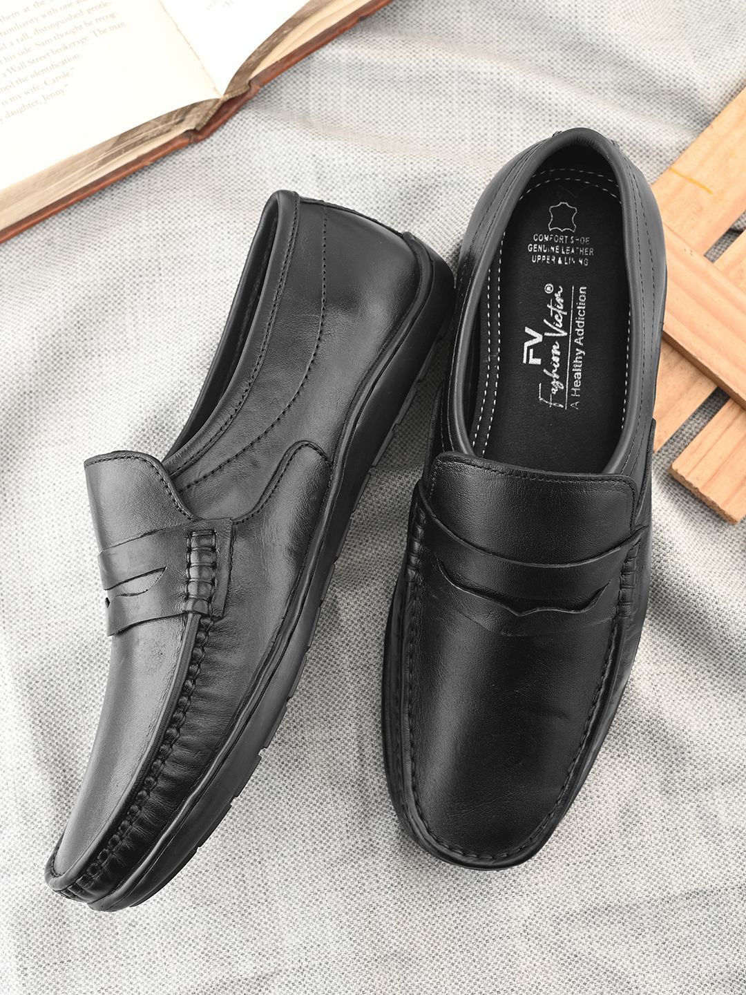 

Fashion Victim Men Leather Formal Loafers, Black
