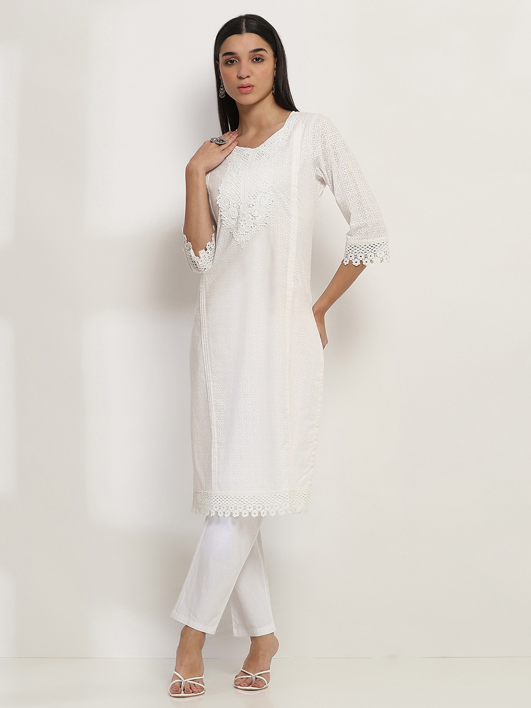 

Rangriti Floral Printed Round-Neck Cotton Straight Kurta, White