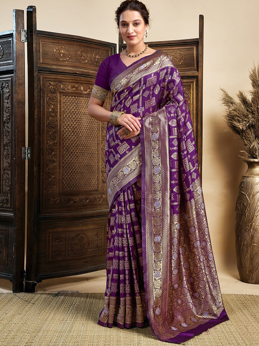 

HERE&NOW Woven Design Zari Silk Blend Banarasi Saree, Purple