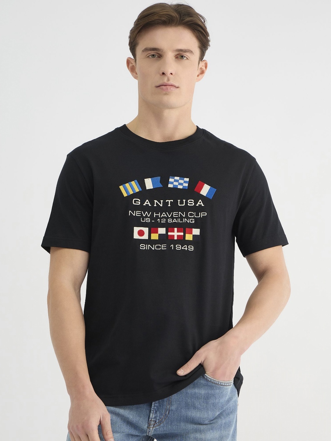 

GANT Men Flag Embroidered Printed Pure Cotton Applique T-shirt, Black