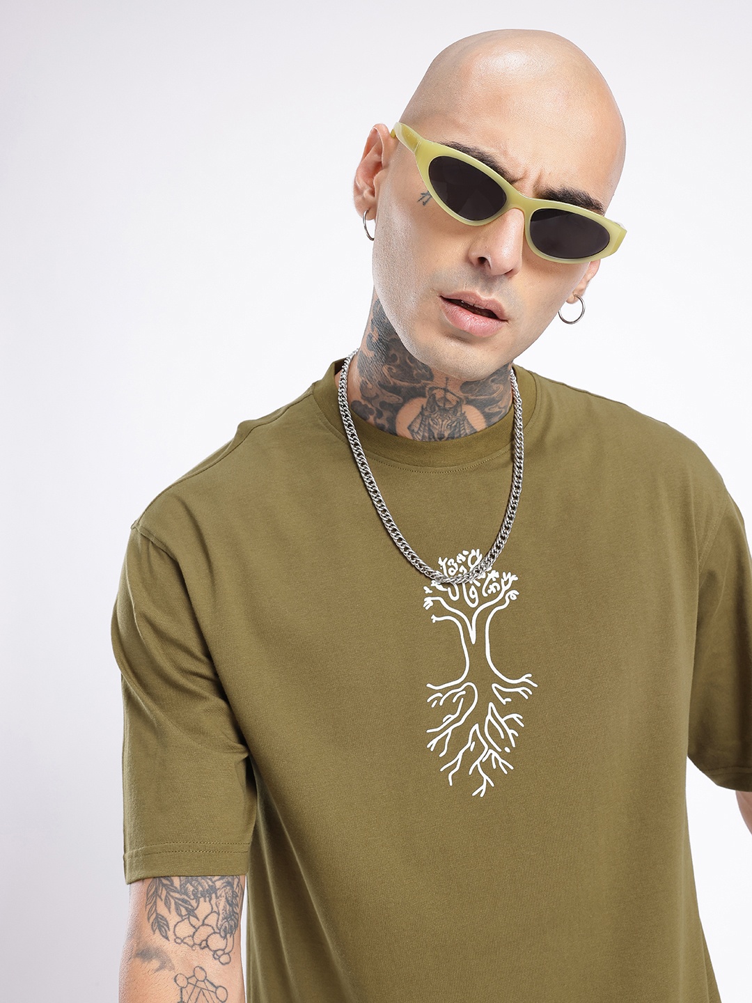 

glitchez Spiritual Aura Printed Relaxed Fit T-shirt, Olive
