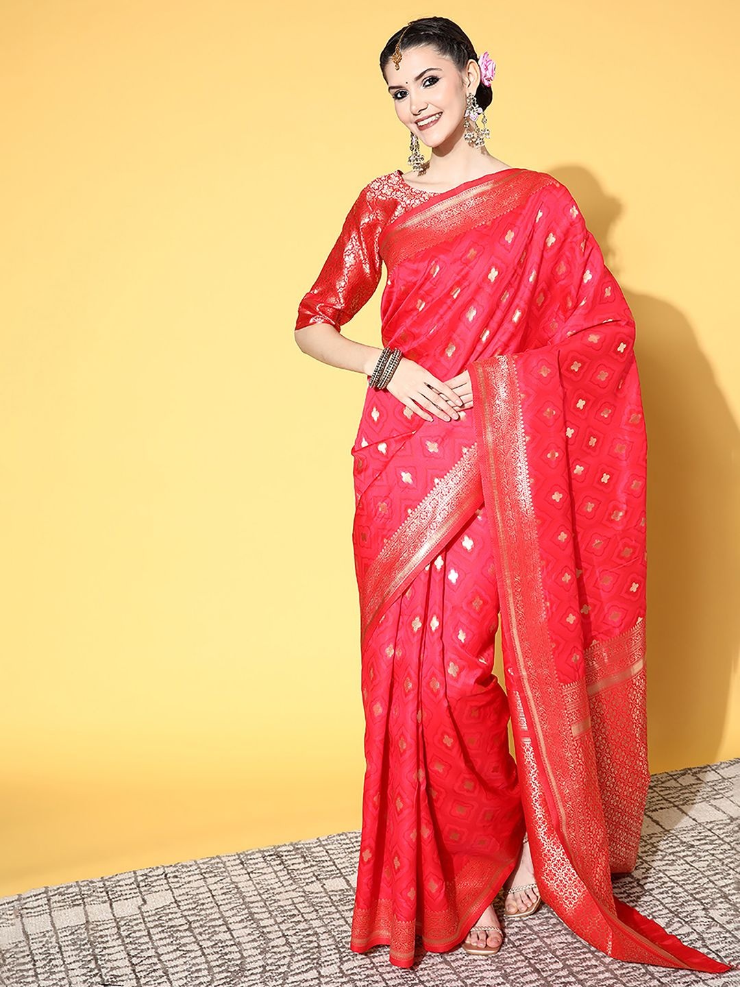 

Mitera Zari Silk Blend Dharmavaram Saree, Pink
