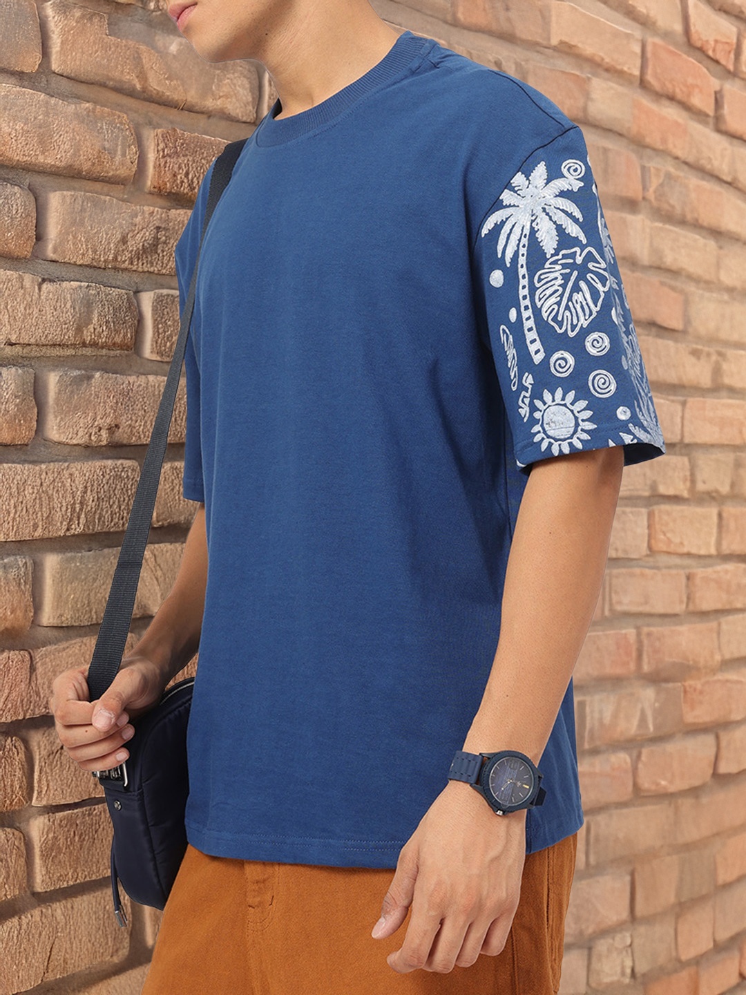 

Kook N Keech Tropical Treasure Relaxed T-shirt, Blue
