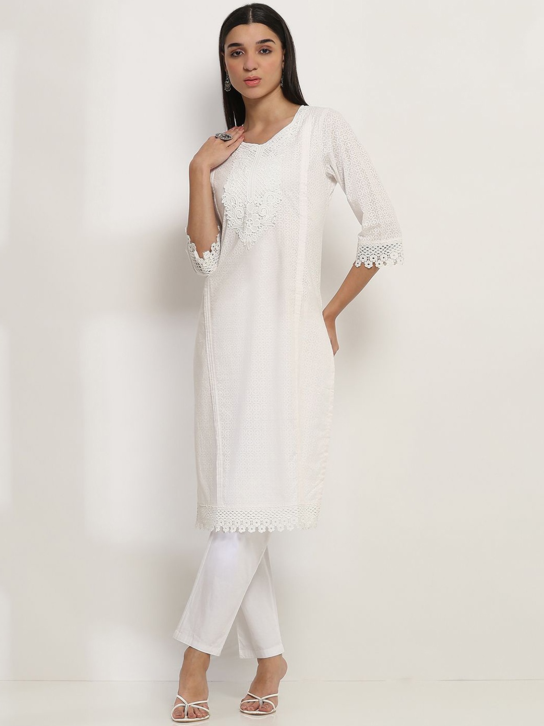 

Rangriti Floral Printed Round-Neck Cotton Straight Kurta, White