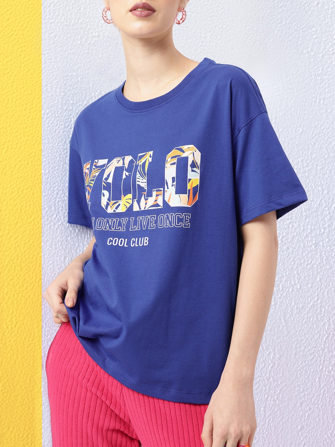

DressBerry Chase The Moment Grunge Oversized T-shirt, Blue