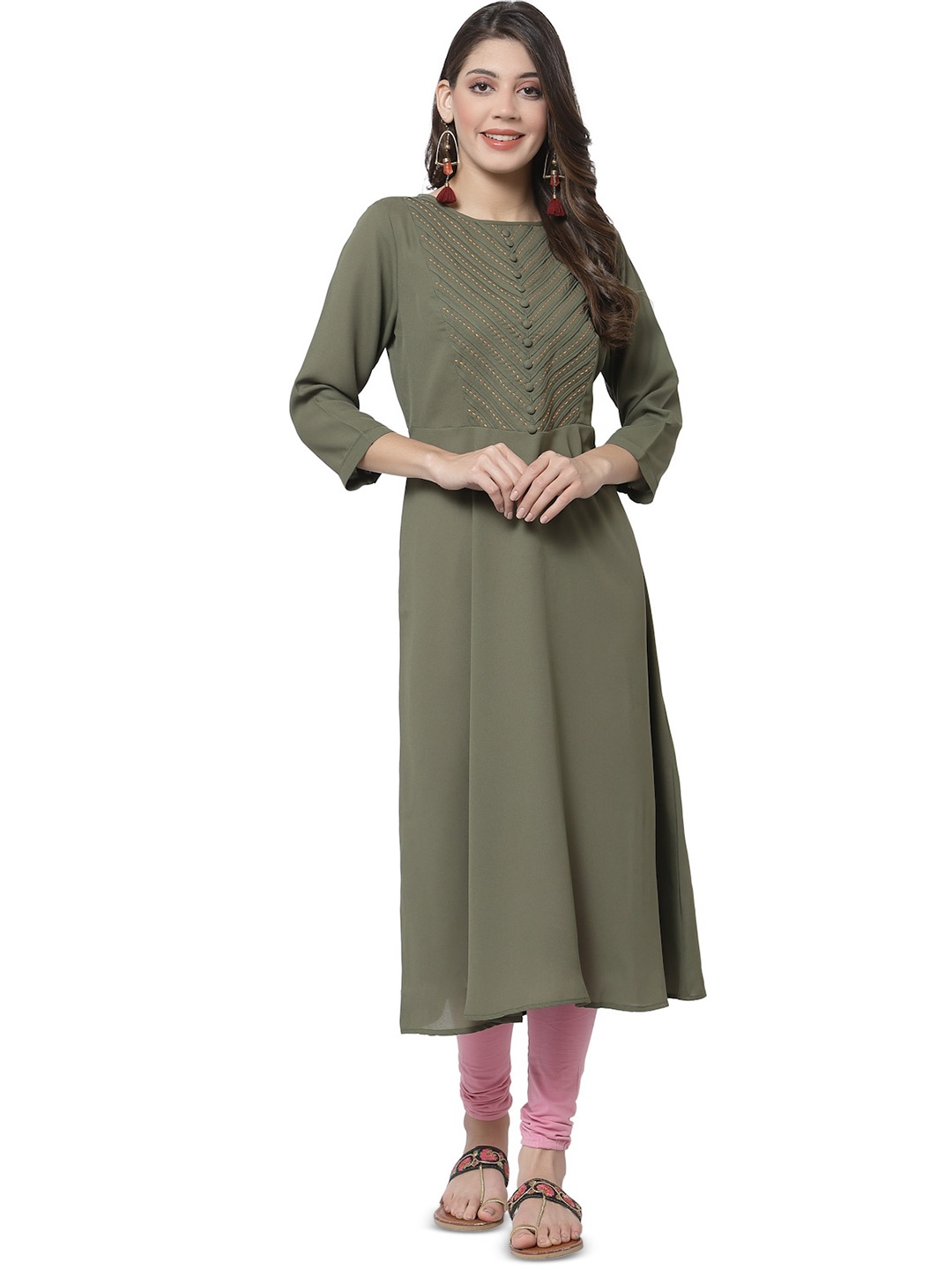 

DELIS Yoke Design Round Neck Thread Work A-Line Kurta, Green