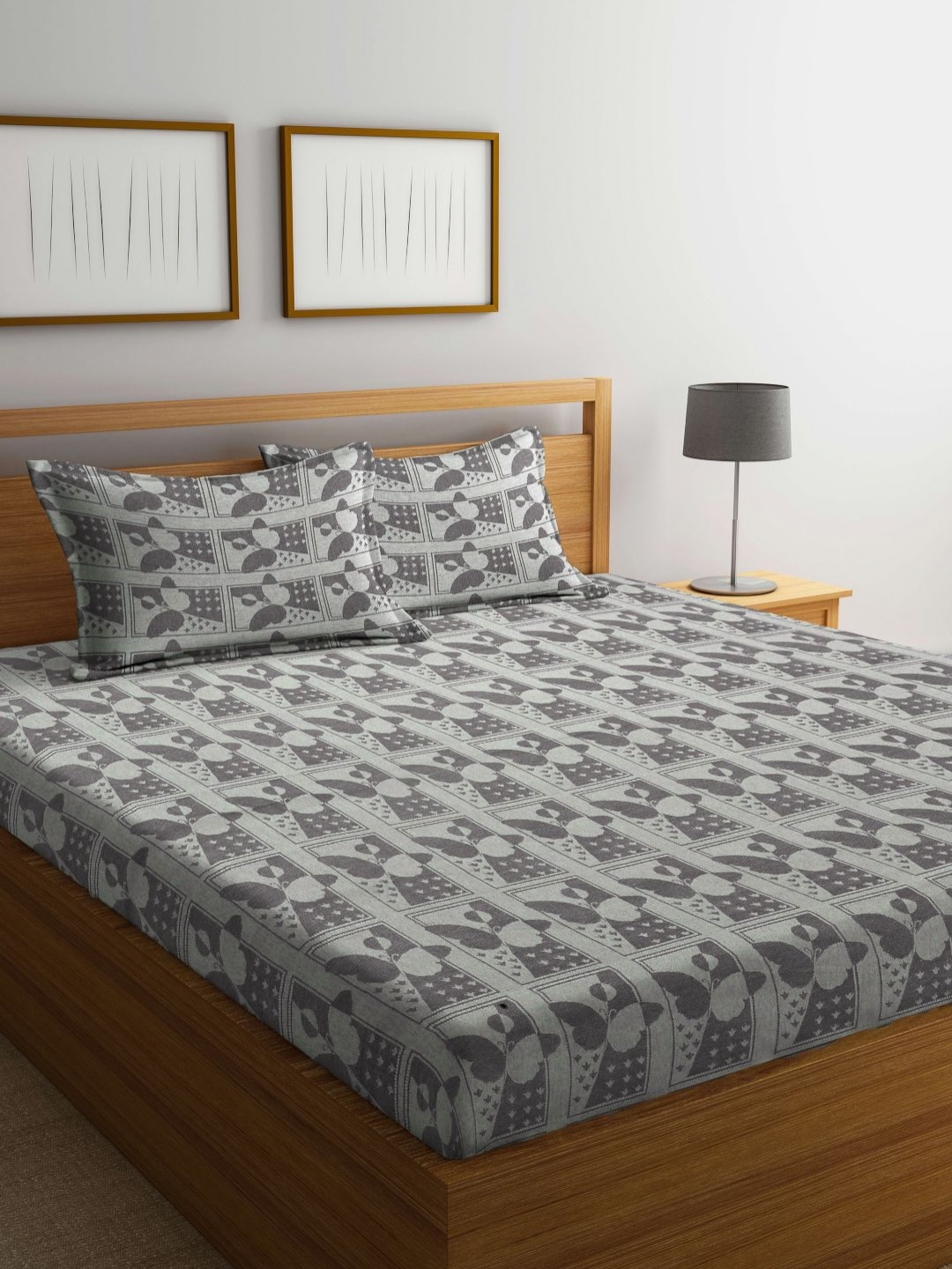 

Myntra Elegant Homes Brown Printed Pure Cotton 400 TC King Bedsheet Set 2.50 m x 2.25 m