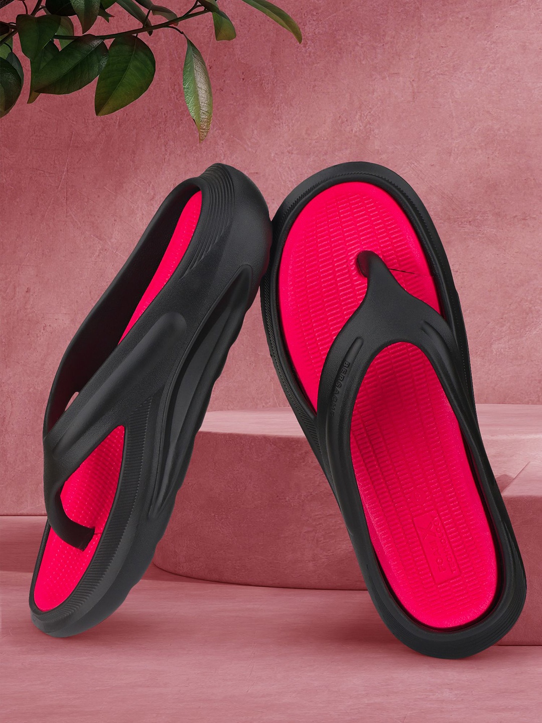 

BERSACHE Men Open Toe Flats, Red