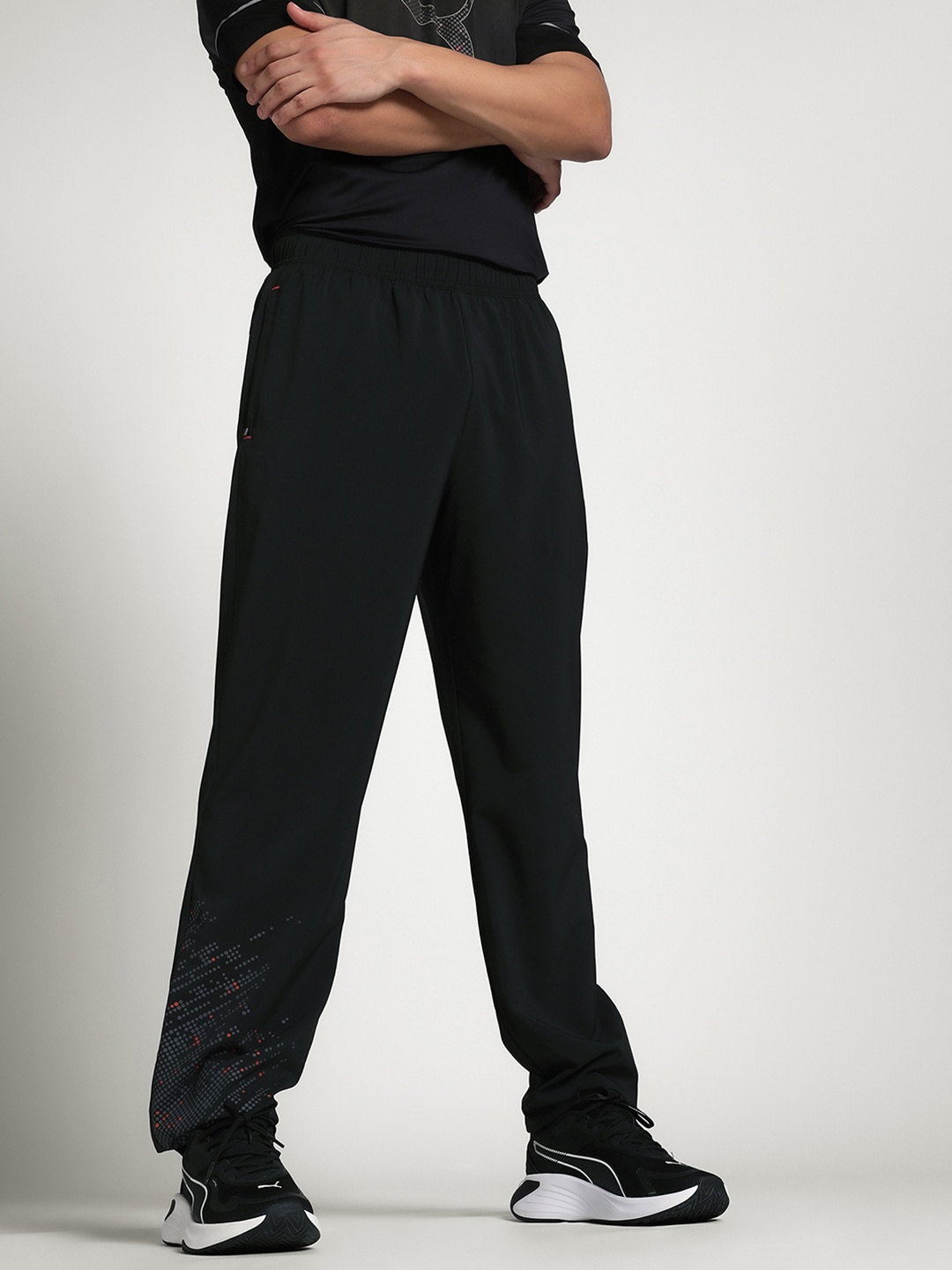 

Puma M TRAIN Woven Slim-Fit Track Pants Op, Black