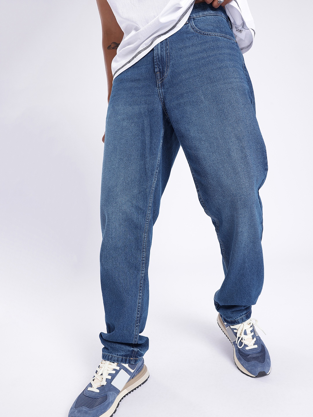 

glitchez Men Timeless Cool Straight Fit Light Fade Jeans, Blue