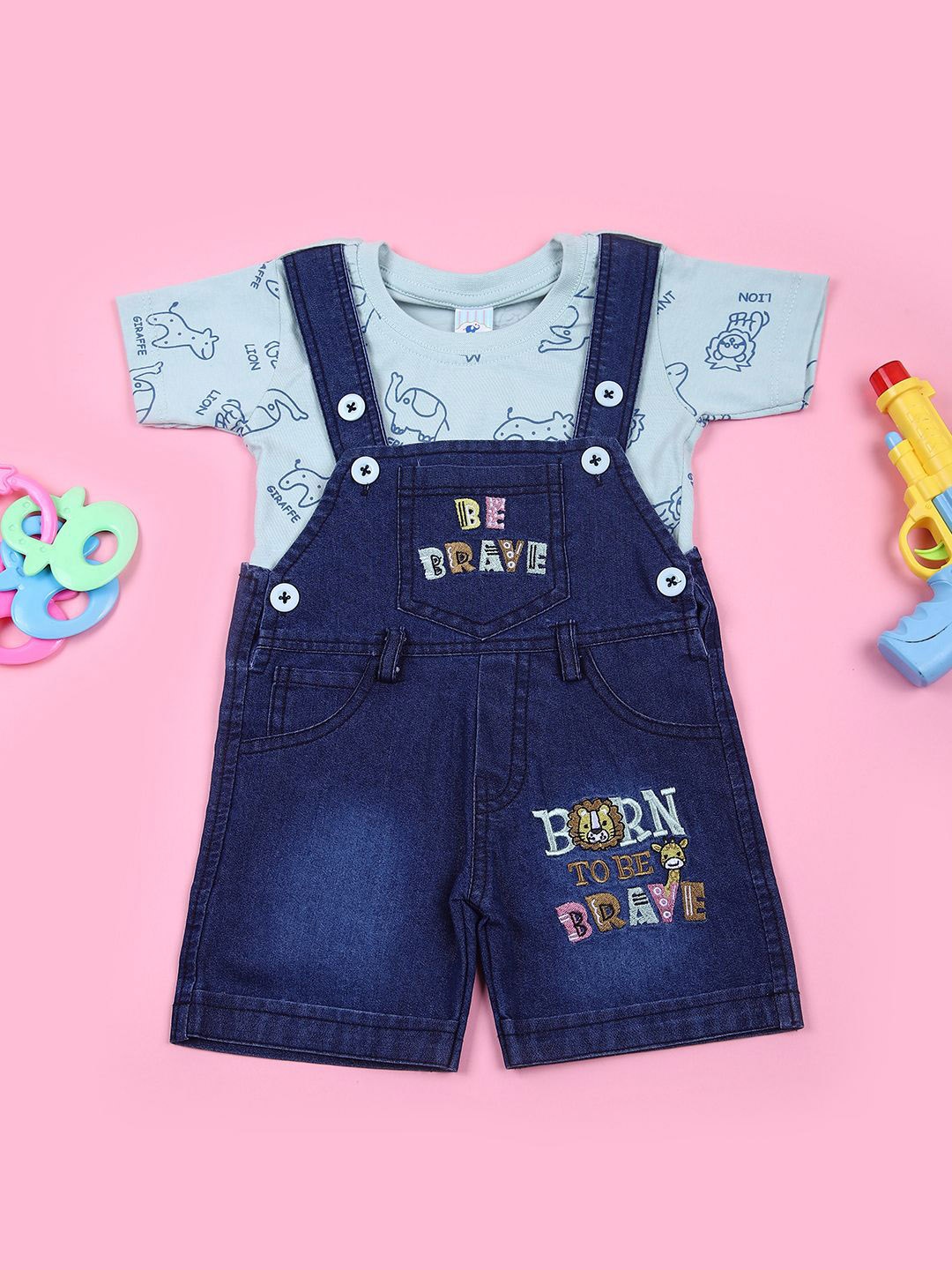 

V-Mart Infant Boys Printed Cotton Dungarees With T-Shirt, Green