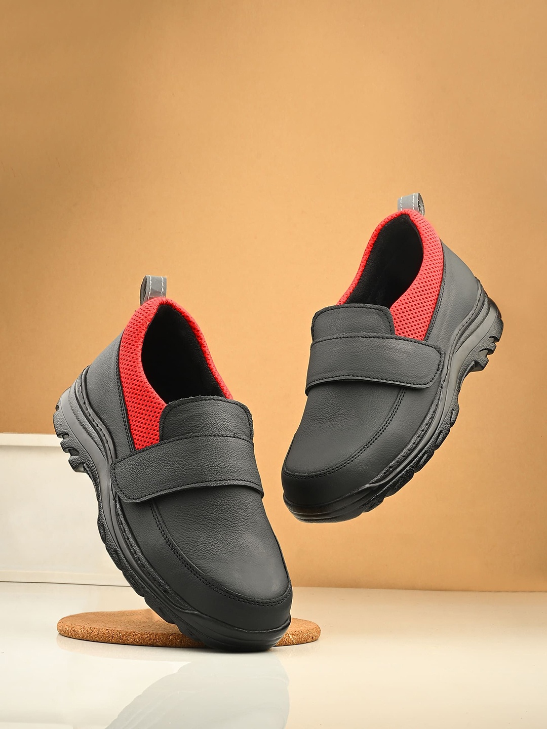 

Eego Italy Light Weight Steel Toe Safety Shoes, Red