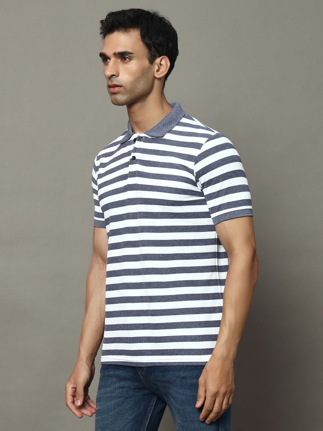 

OGEN Men Striped Polo Collar T-shirt, Blue