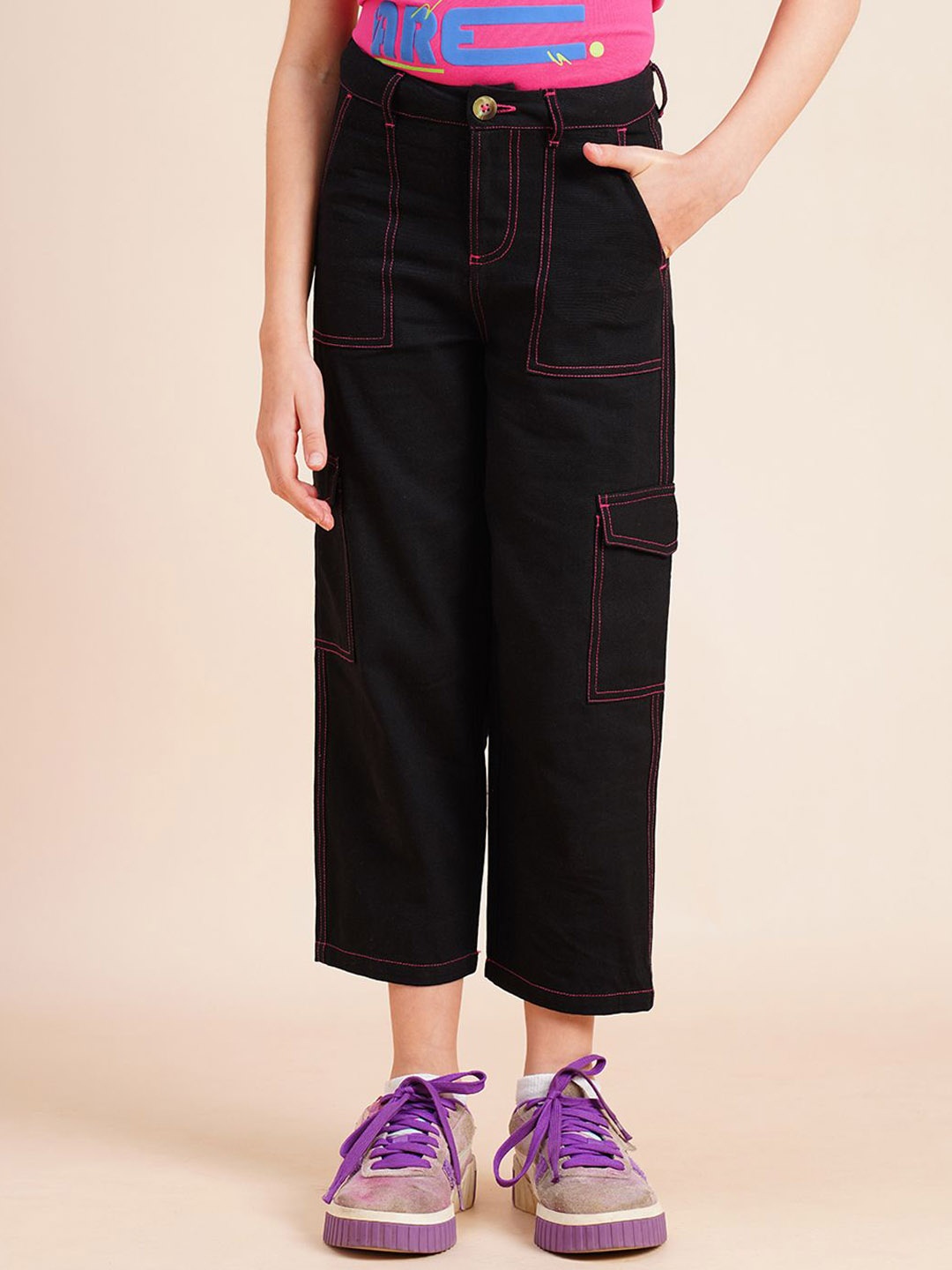 

Vero Moda Girls Straight Fit High-Rise Trousers, Black