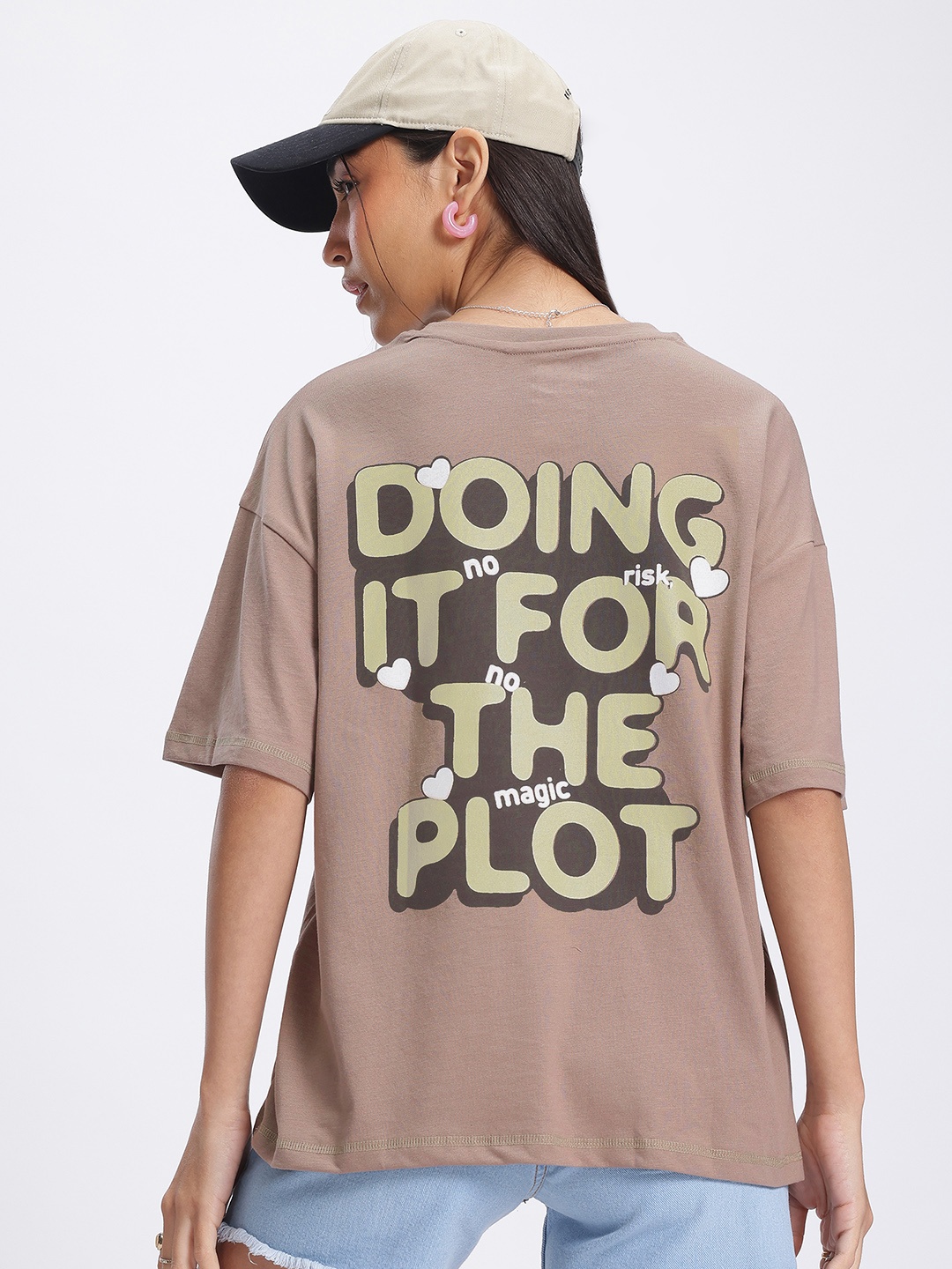 

glitchez Typography Printed Drop-Shoulder Sleeves Oversized T-shirt, Brown