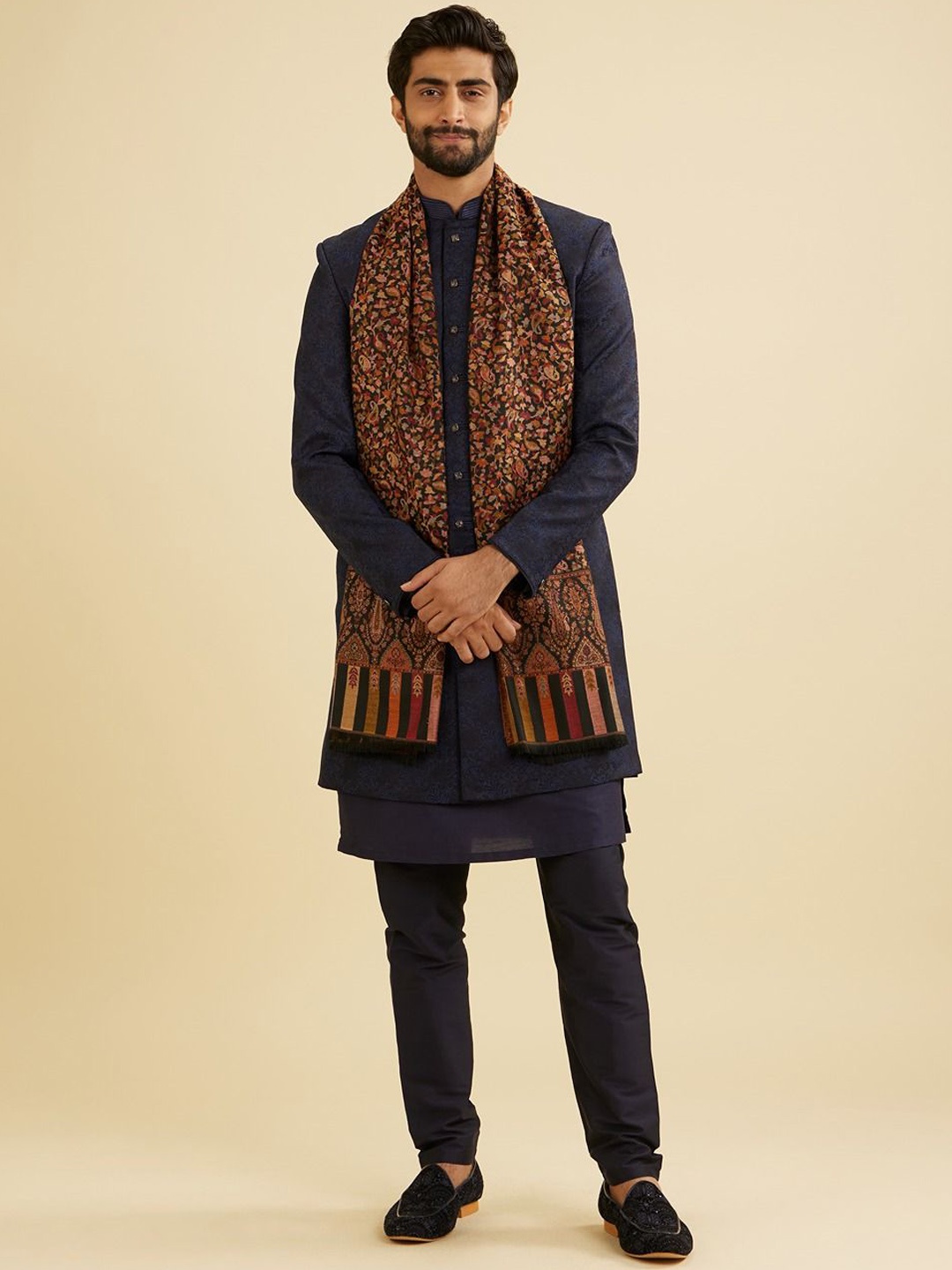 

Manyavar Men Floral Printed Shawl, Black