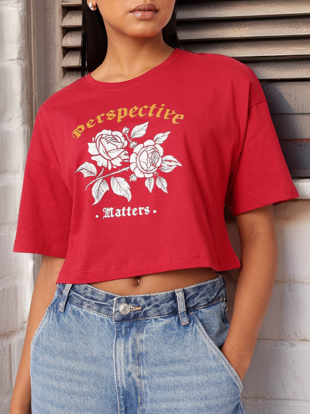 

DressBerry Grunge Vision Printed Boxy Crop T-shirt, Red