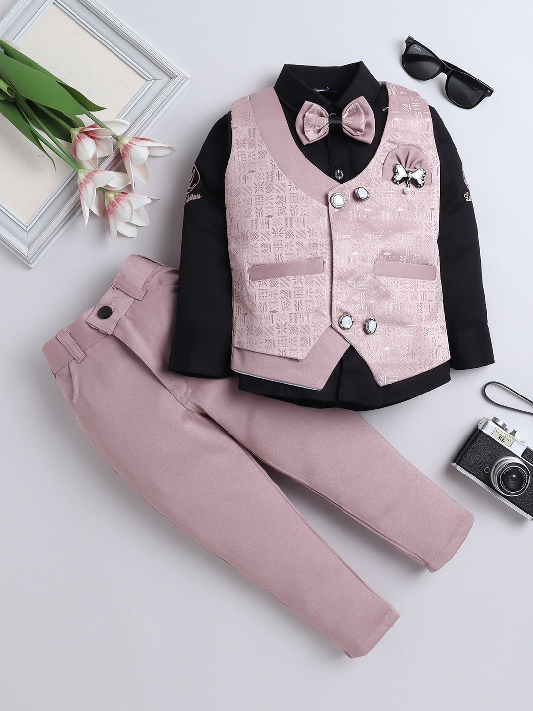 

BAESD Boys Self Design Single-Breasted Three-Piece Suit, Pink
