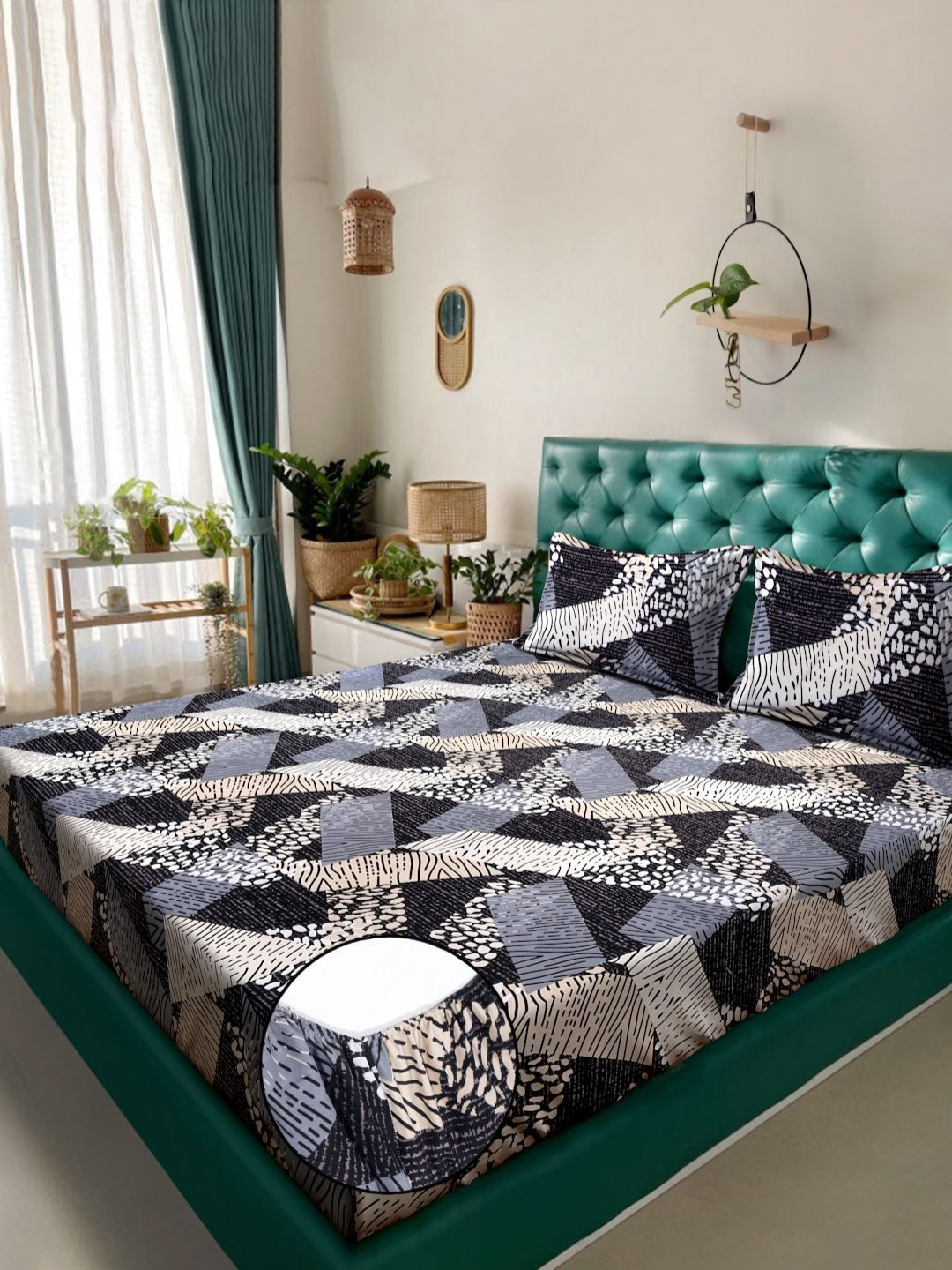 

KLOTTHE White & Grey Printed Fitted 300 TC Super King Double Bedsheet Set- 2.7 m x 2.7 m