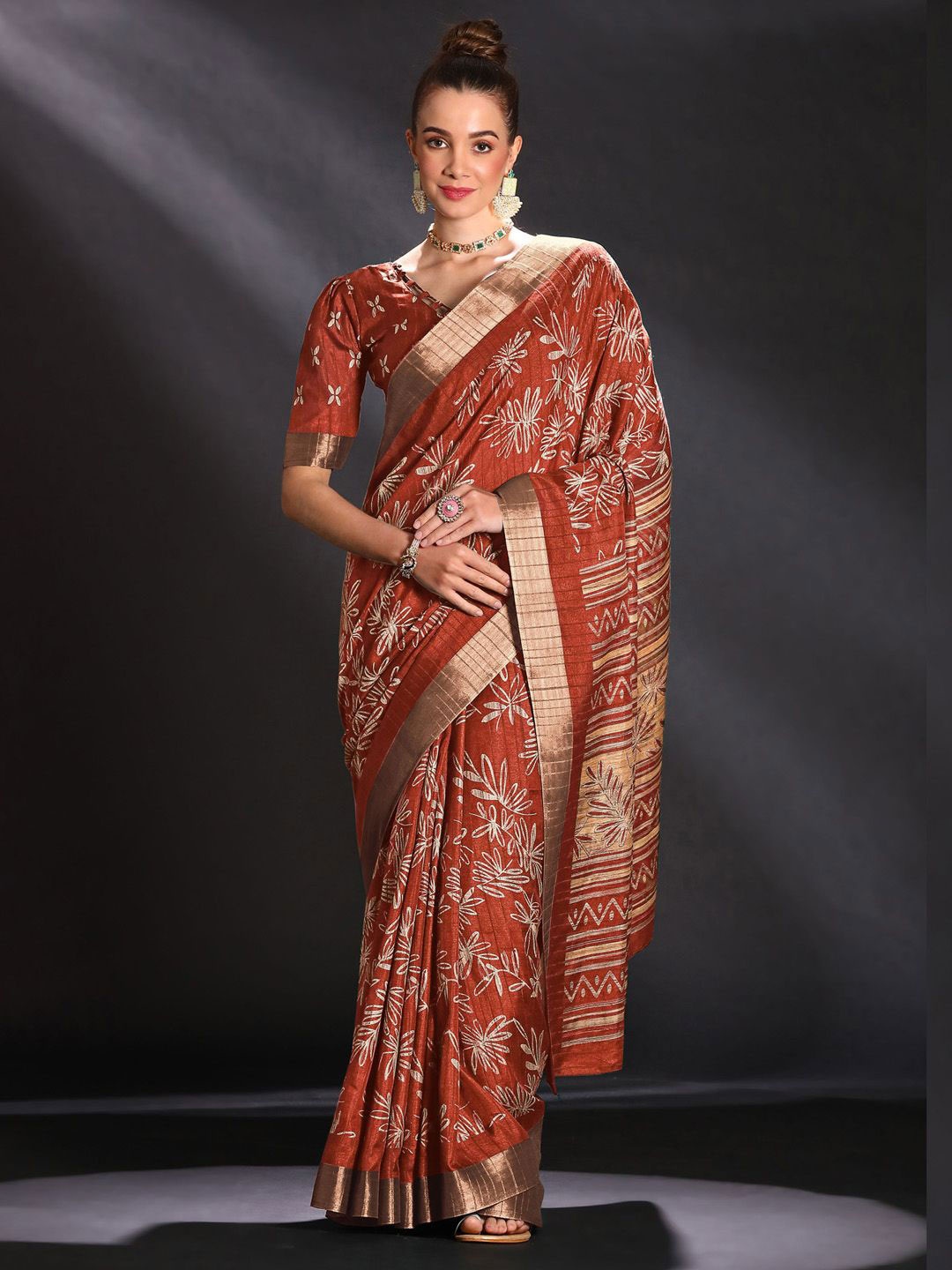 

Anouk Rustic Floral Zari Silk Blend Sungudi Saree, Rust