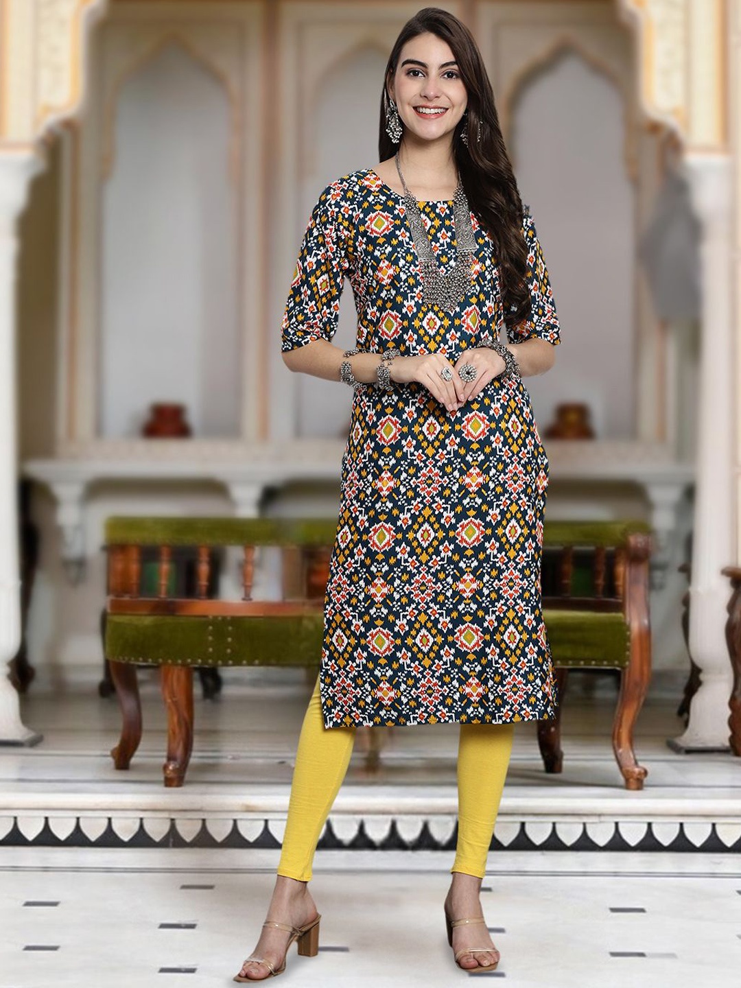 

Moda Rapido Ethnic Motifs Printed Round Neck Straight Kurta, Blue