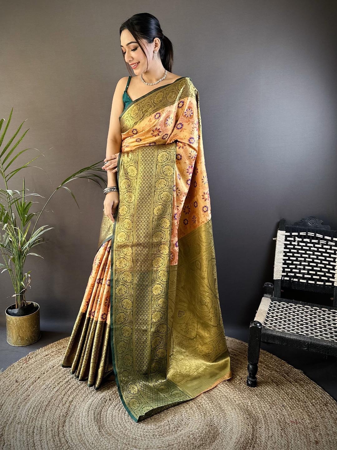 

NIWAA Woven Design Zari Tissue Designer Kanjeevaram Saree, Peach