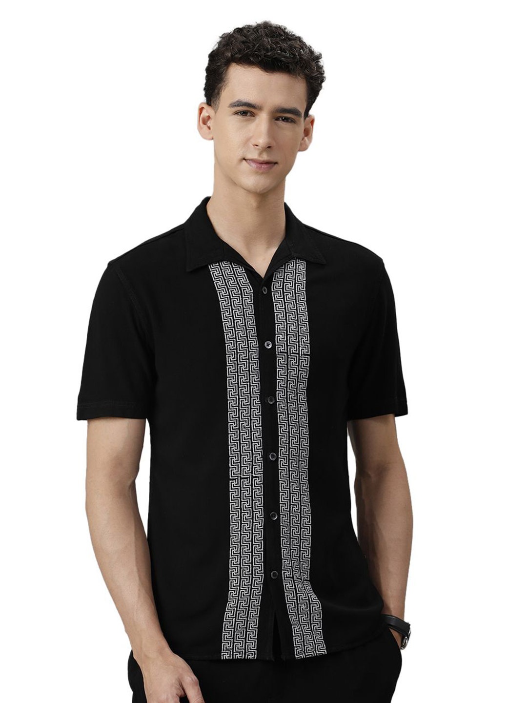 

IDENTITI Men Slim Fit Opaque Casual Shirt, Black