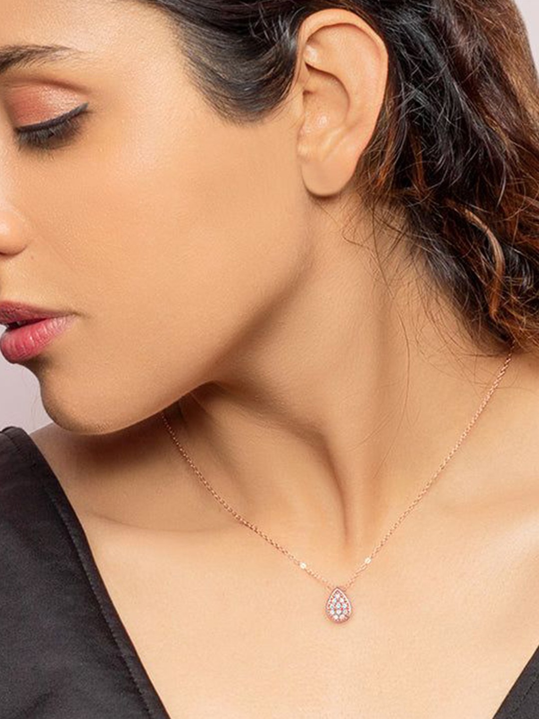 

GIVA Rose Gold-Plated Cubic Zirconia-Studded Pendant With Chain
