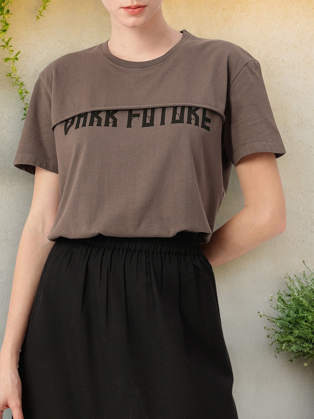 

DressBerry Gritty Dark Tomorrow Printed Relaxed Fit T-shirt, Grey