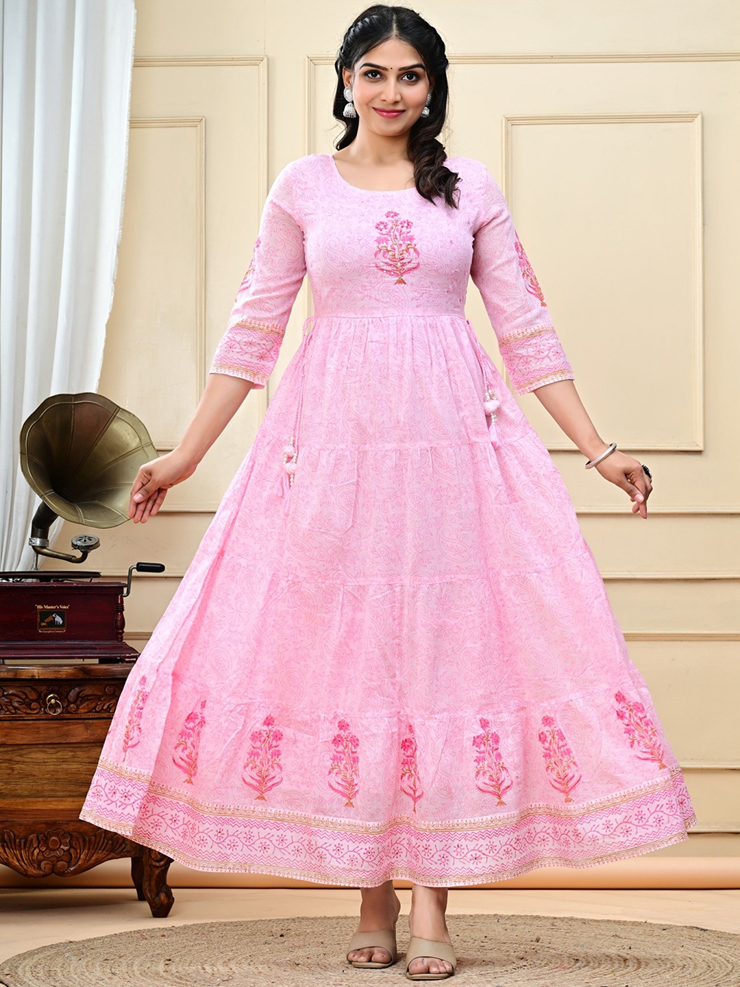 

RAABA Floral Printed Round Neck Cotton Fit and Flare Ethnic Dresses, Pink