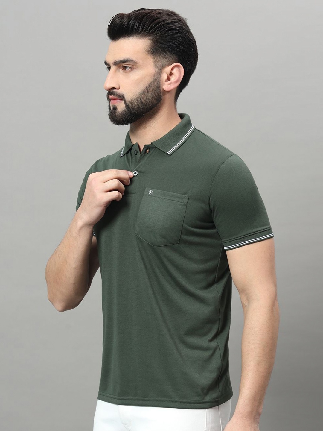 

OGEN Men Polo Collar Pockets T-shirt, Olive
