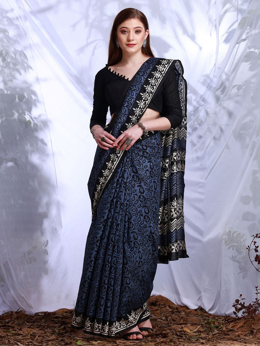 

Anouk Rustic Bagh Silk Blend Bagru Saree, Blue