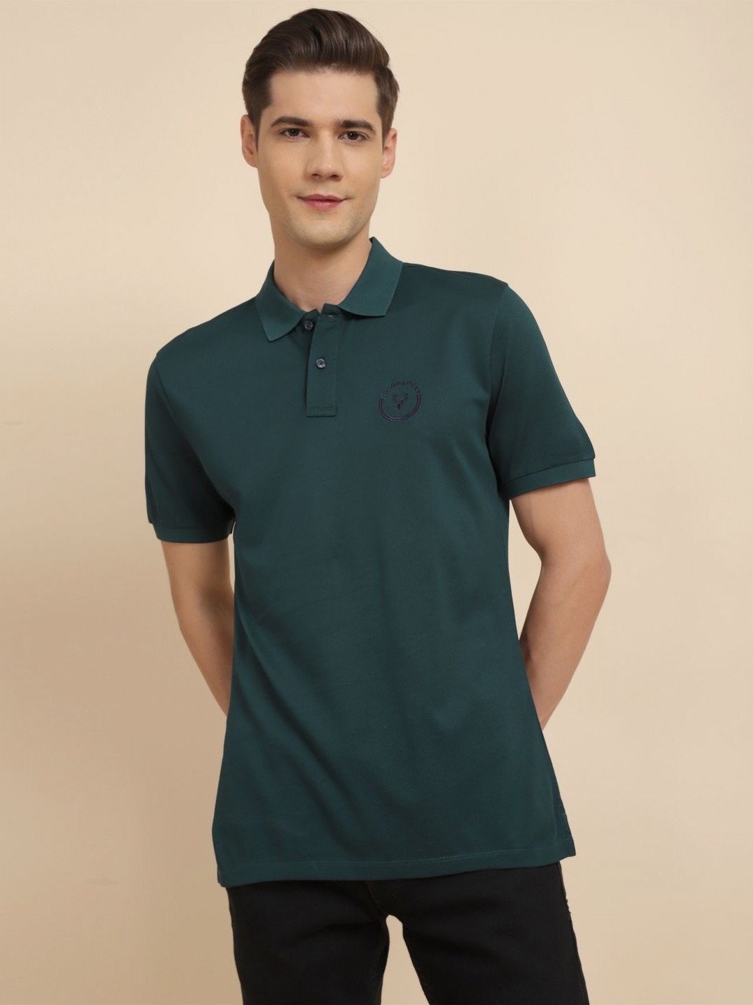 

Allen Solly Men Polo Collar Applique T-shirt, Green