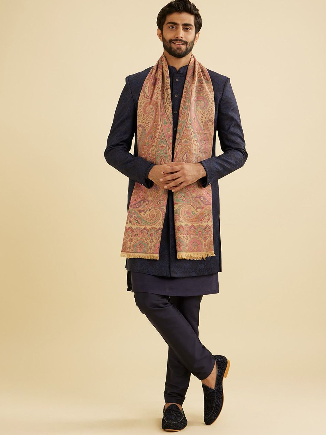 

Manyavar Men Paisley Printed Shawl, Pink