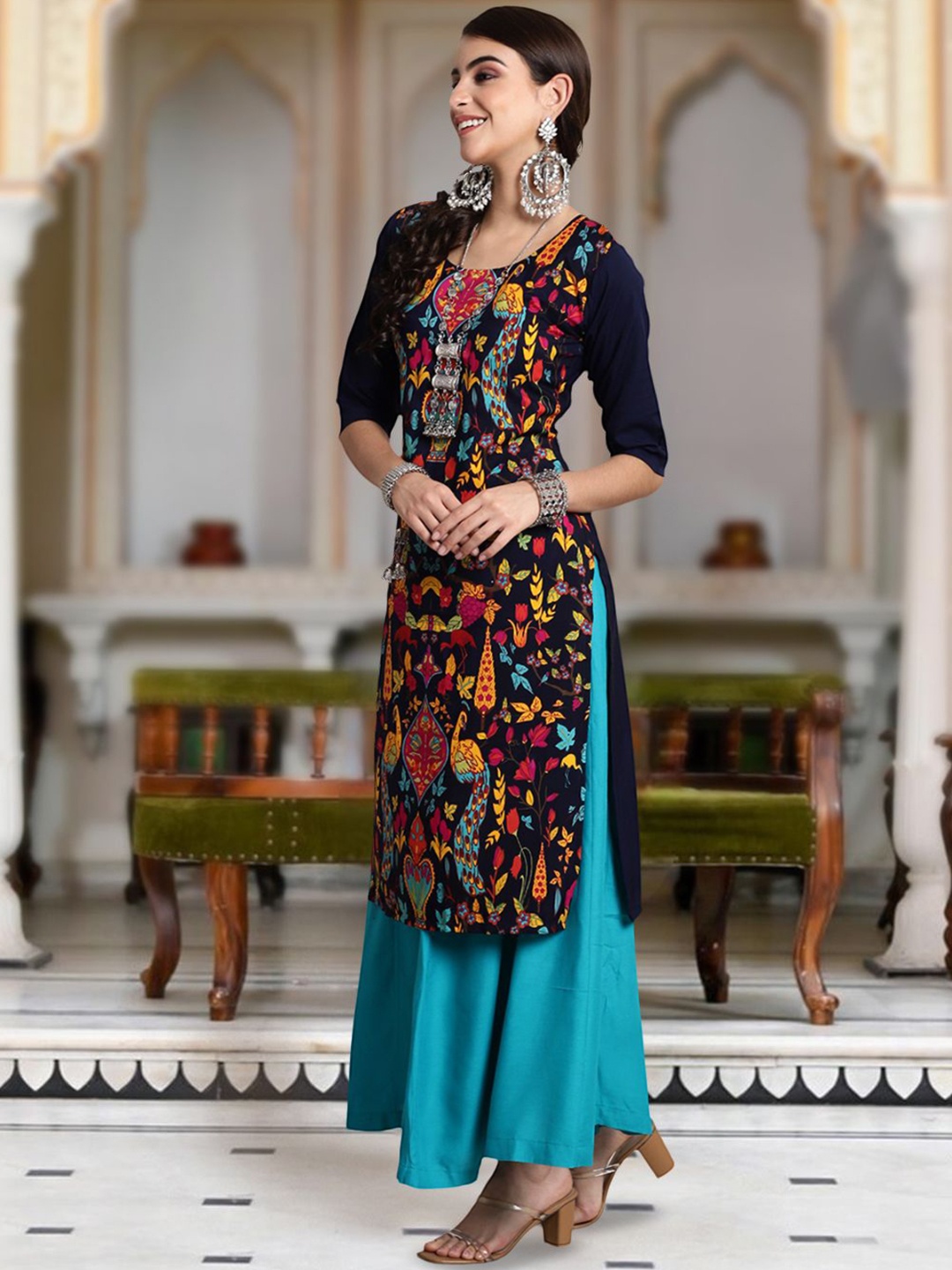 

Moda Rapido Ethnic Motifs Printed Round Neck Straight Kurta, Black