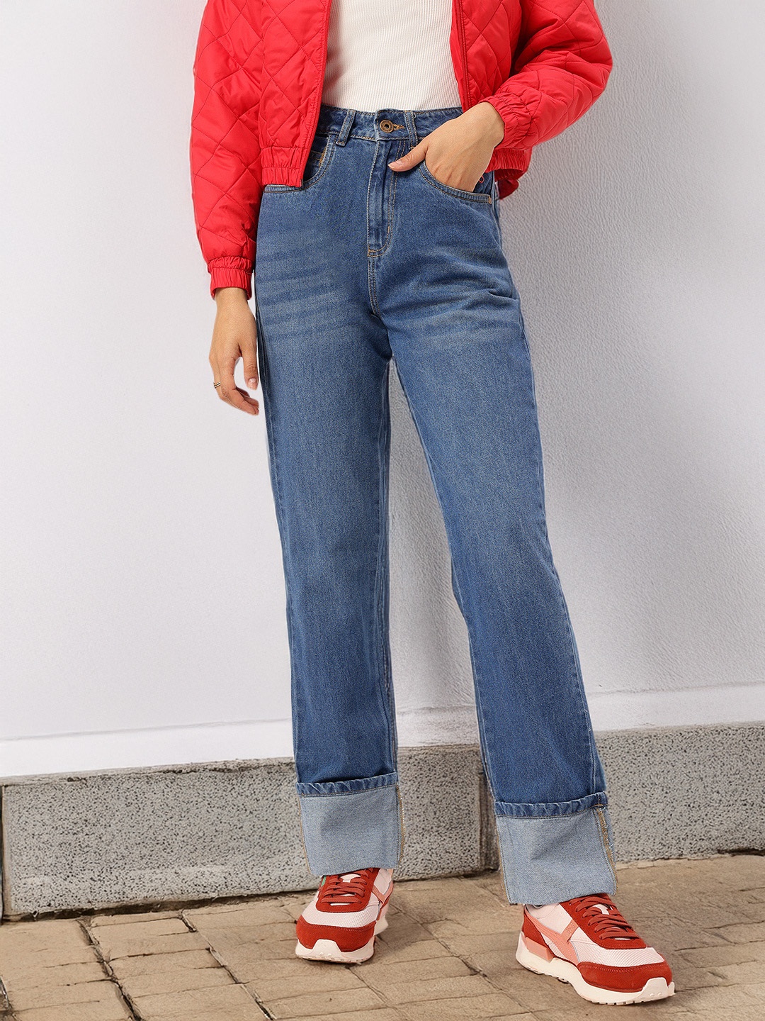 

DressBerry Women Carefree Cuts Straight Fit Jeans, Blue