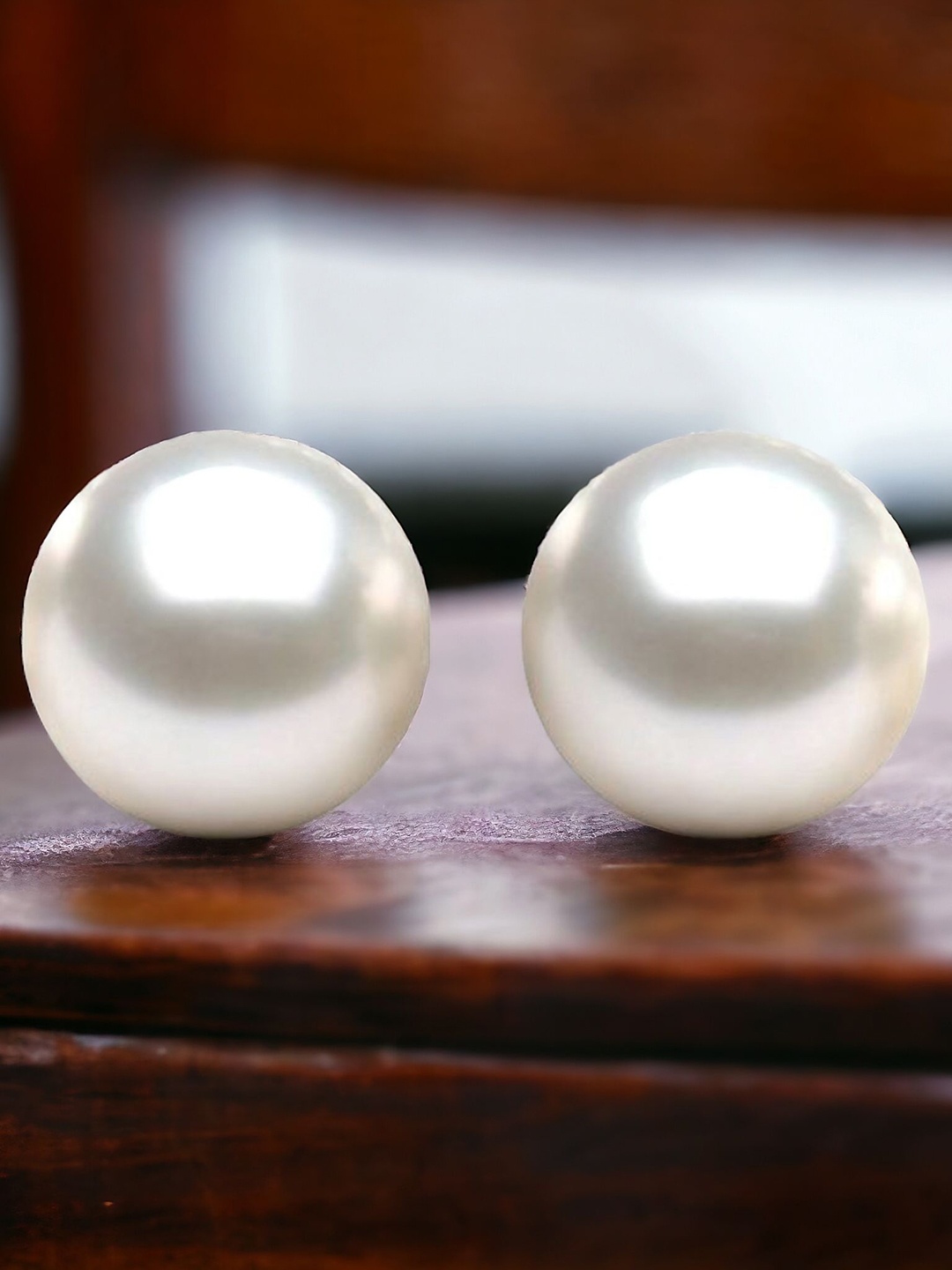 

DIVASTRI Rhodium-Plated Artificial Pearls Beaded Cricular Shaped Studs, White