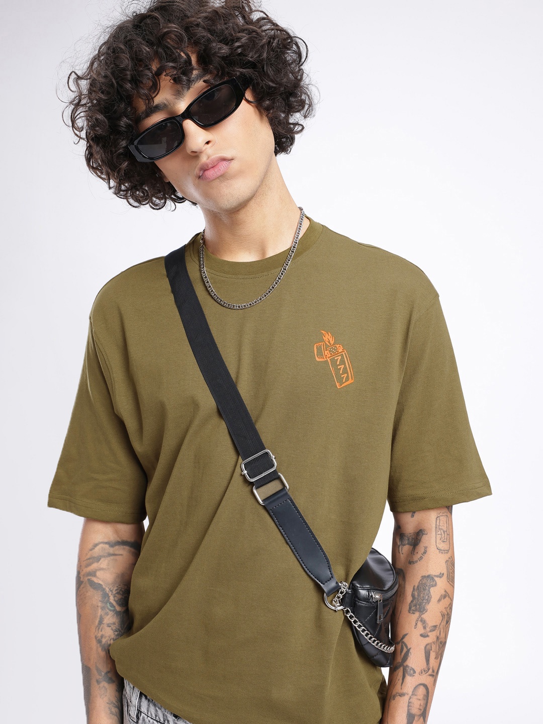 

glitchez Urban Essential Printed Relaxed Fit T-shirt, Olive