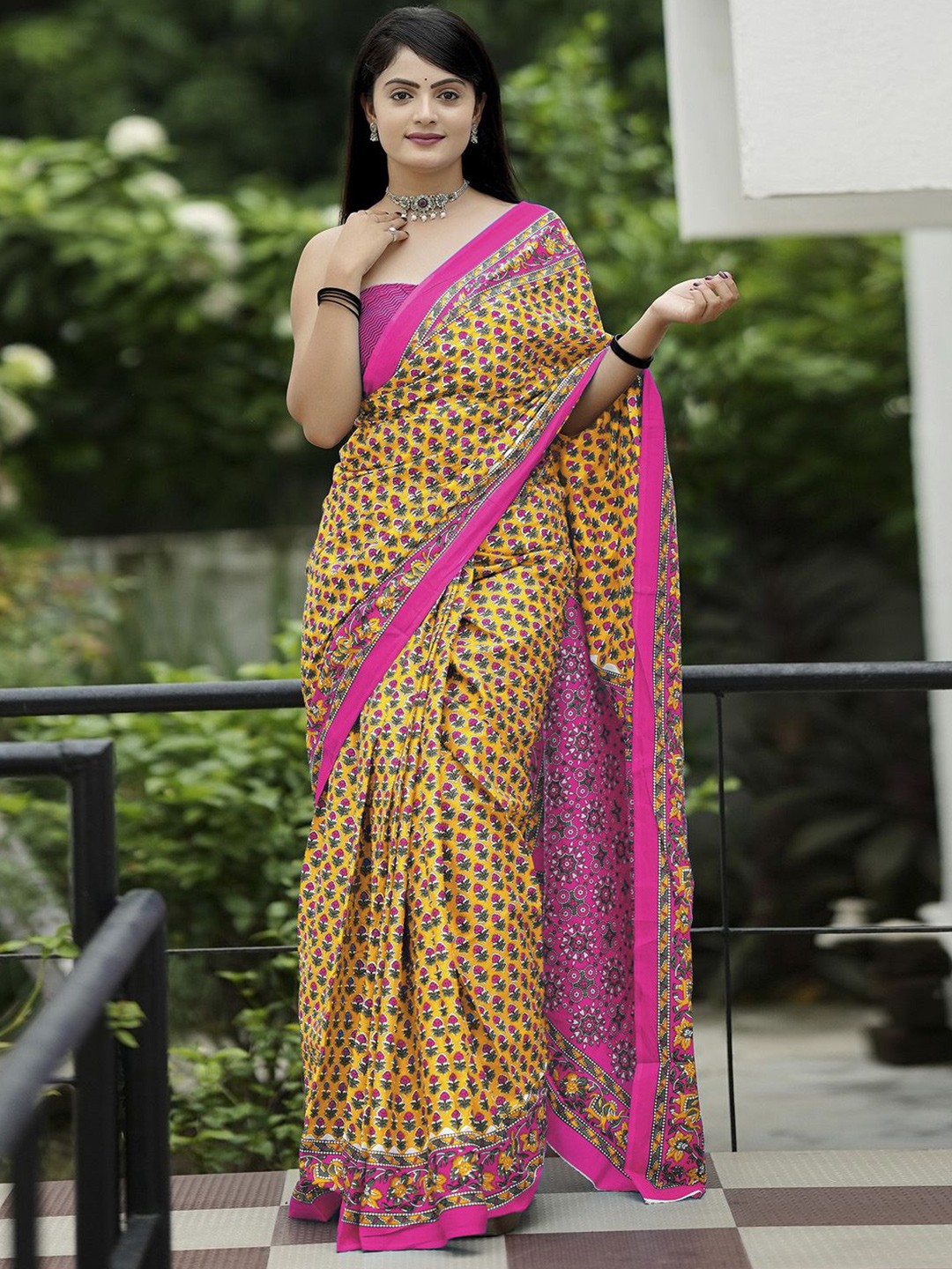 

Anouk Rustic Ethnic Motifs Bagru Saree, Yellow