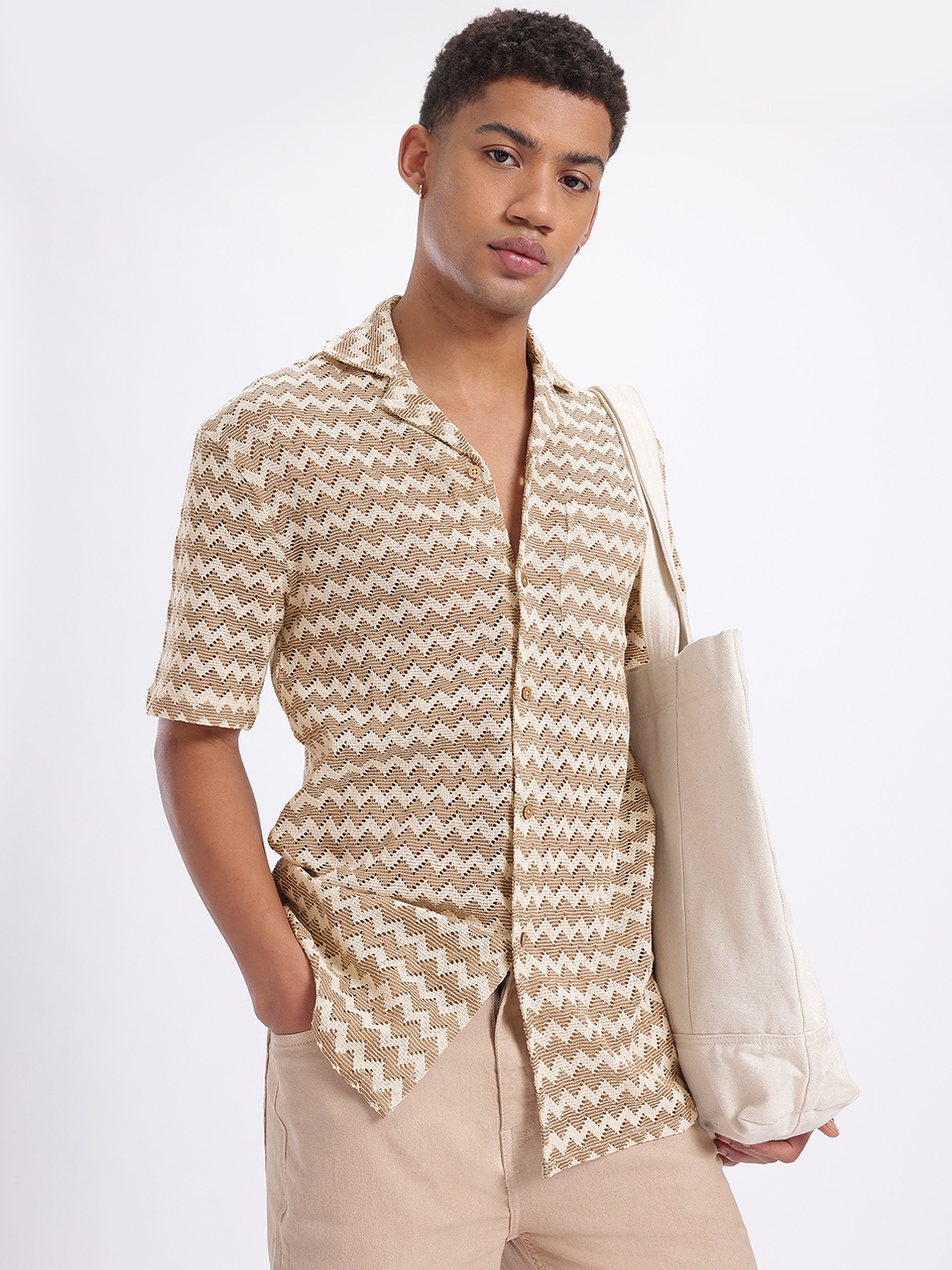 

glitchez Zig Zag Oasis Relaxed Crochet Shirt, Beige