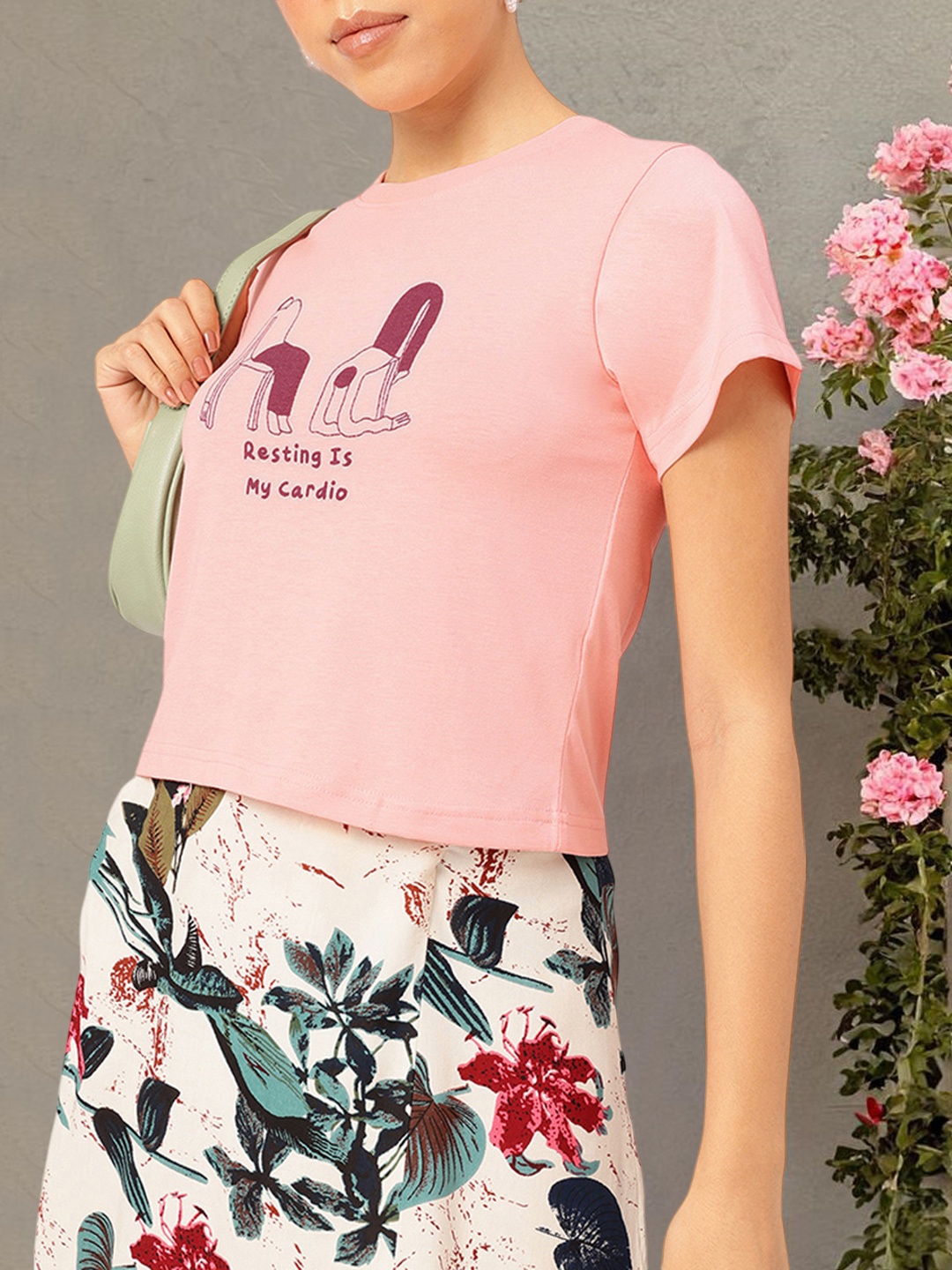 

DressBerry Comfycore Conversational Print Boxy T-shirt, Peach