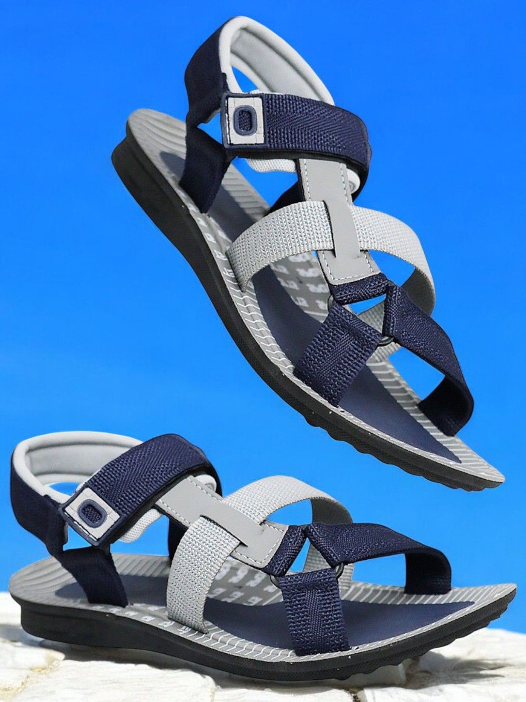 

Genial Men Comfort Sandals, Grey