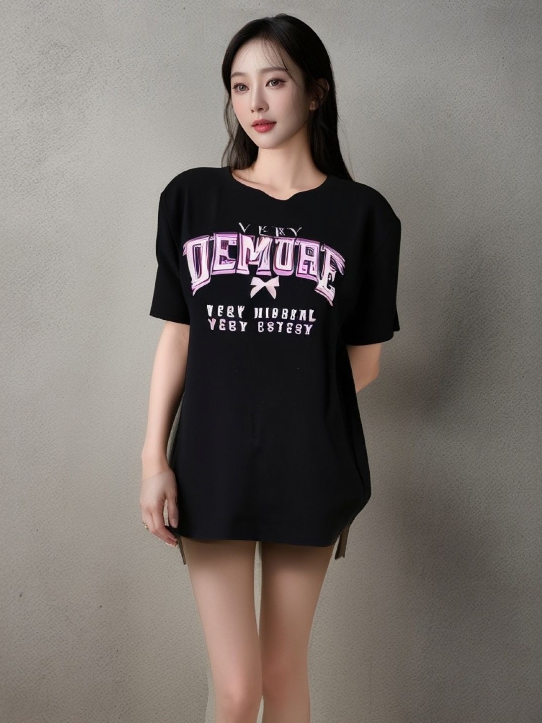 

StyleCast Women Printed V-Neck T-shirt, Black
