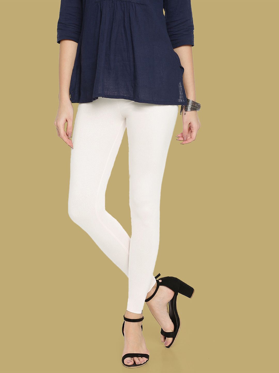 

Twin Birds Women Cotton Blend Solid Creme De La Creme Ankle Length Legging, Cream