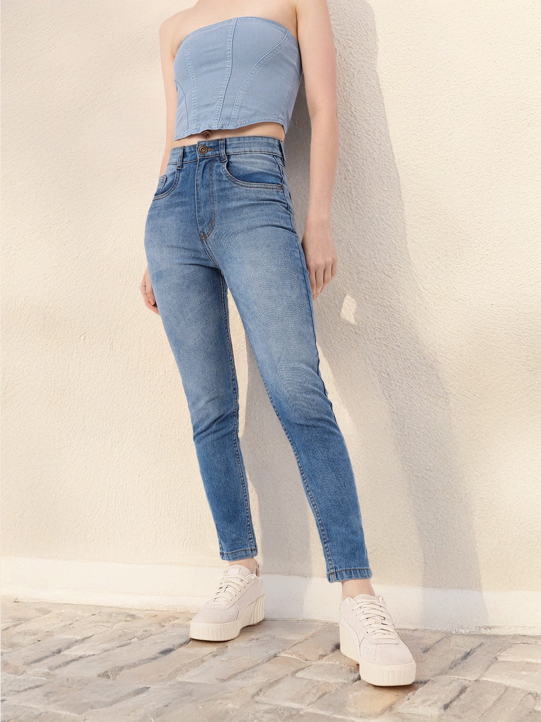 

DressBerry Women Sleek Grunge Heavy Fade Skinny Fit Jeans, Blue