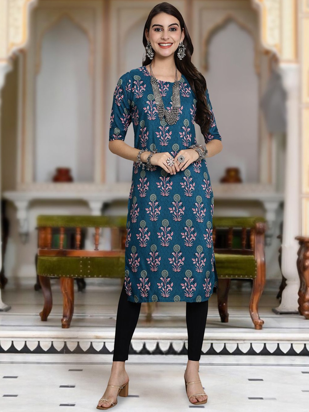 

Moda Rapido Floral Printed Round Neck Straight Kurta, Blue