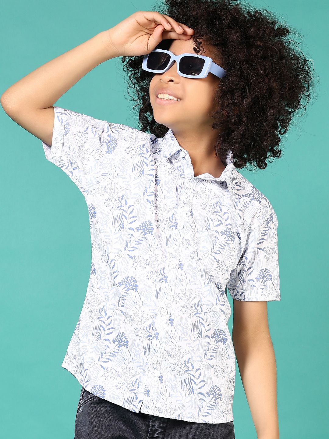 

V-Mart Boys Floral Opaque Printed Casual Shirt, Blue