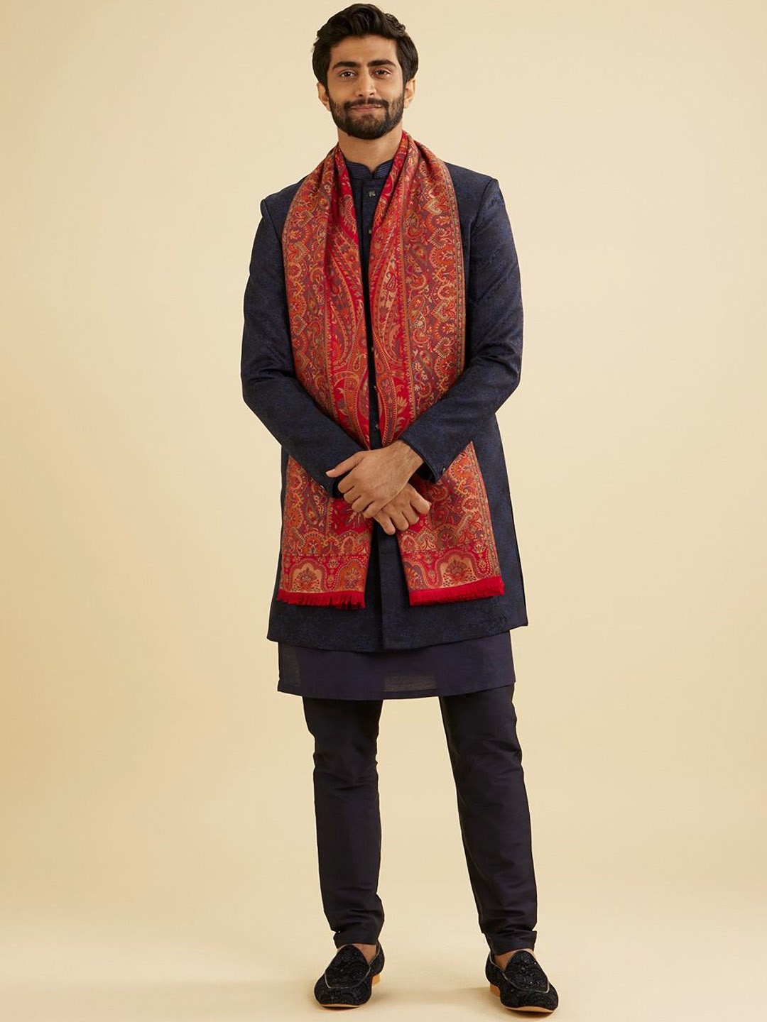 

Manyavar Floral Printed Shawl, Red