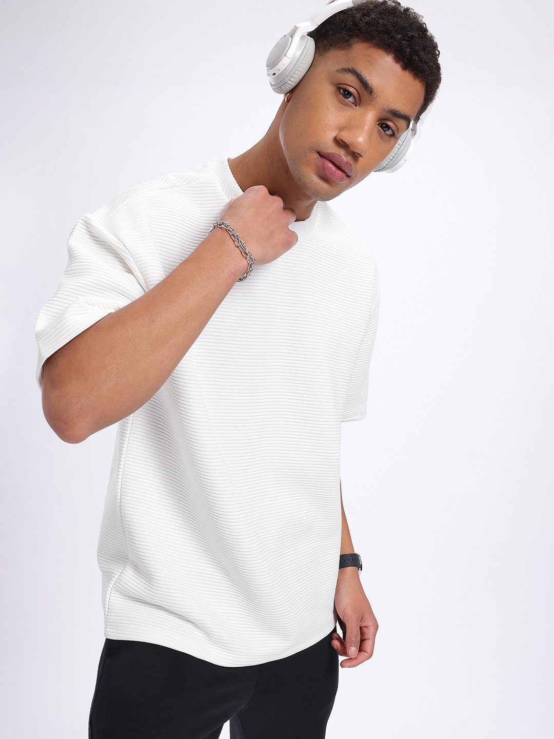 

glitchez Comfort Essentials Oversized T-shirt, White